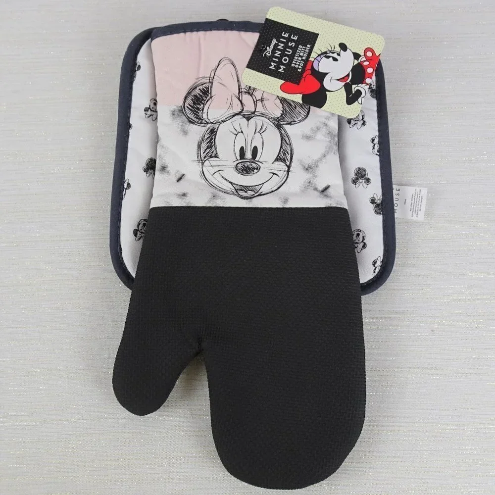 NWT Disney Minnie Mouse Oven Mitt & Potholder Set